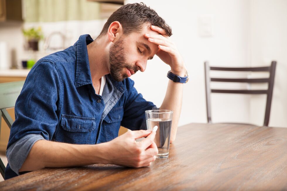 Anti -inflammatory and non -steroid medications for the treatment of prostatitis in a man
