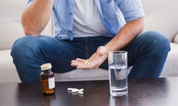 Treatment of prostatitis with medications at home.